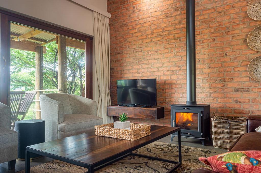 Hilton Bush Lodge & Function Venue エクステリア 写真