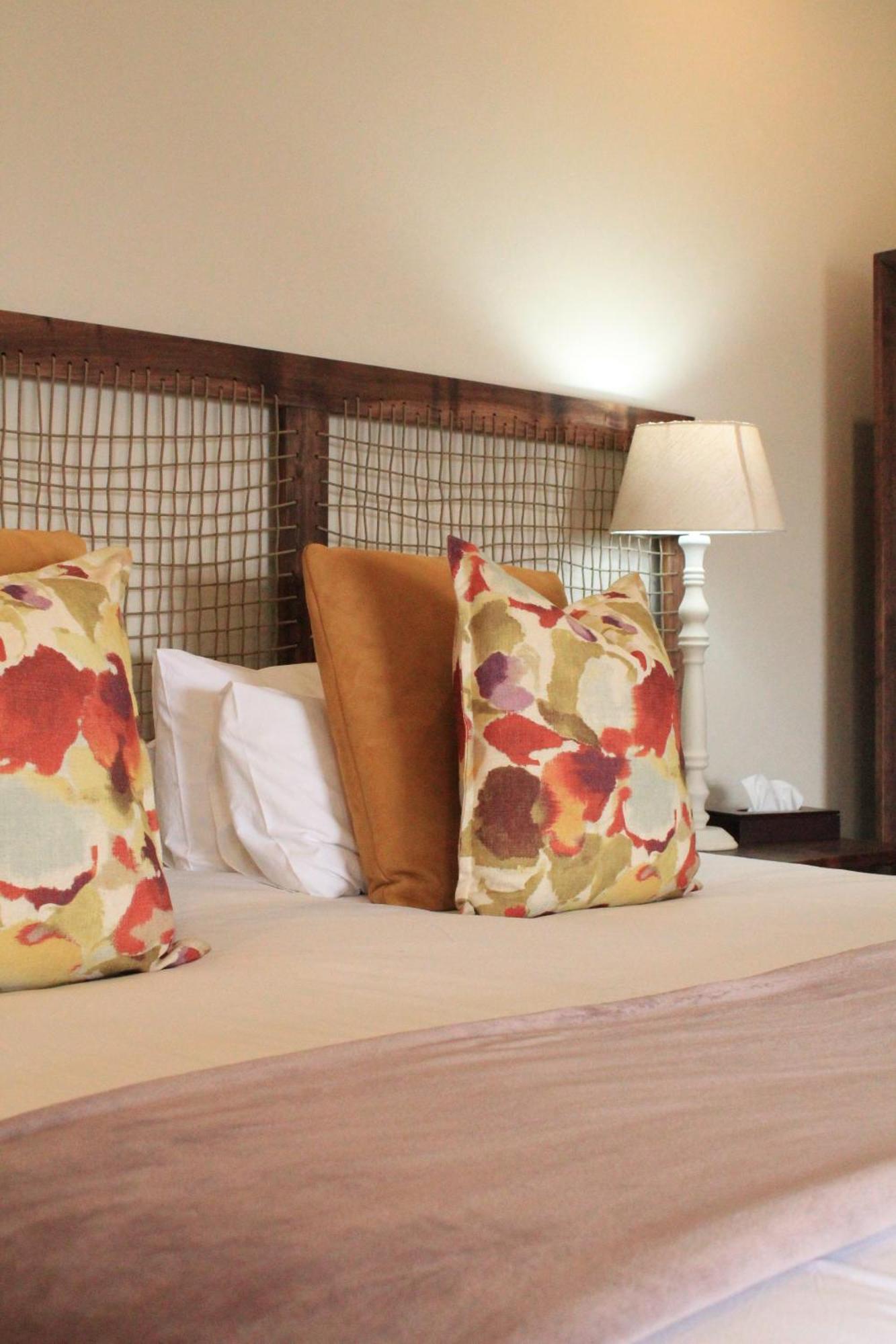 Hilton Bush Lodge & Function Venue エクステリア 写真