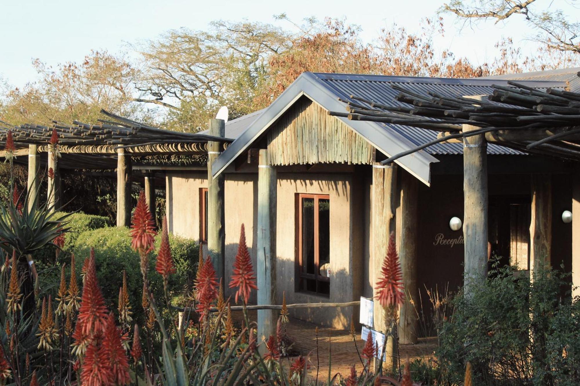 Hilton Bush Lodge & Function Venue エクステリア 写真