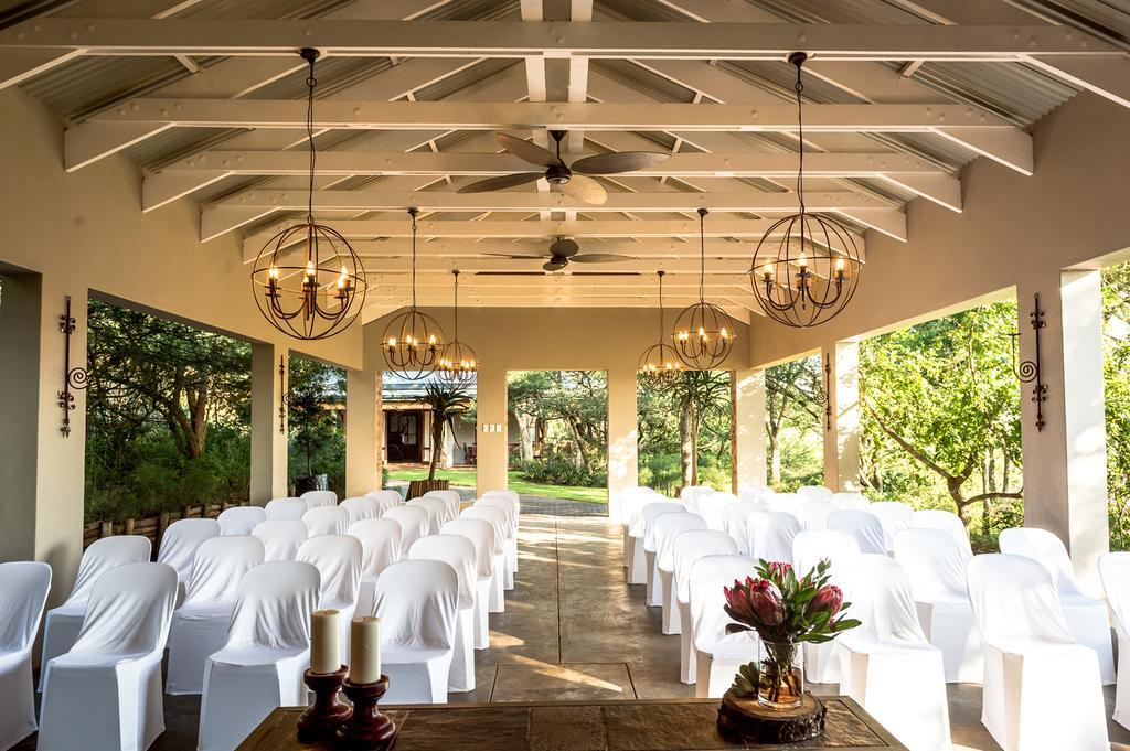 Hilton Bush Lodge & Function Venue エクステリア 写真