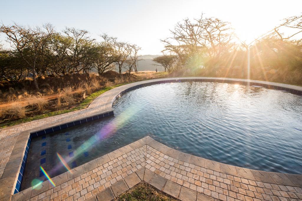 Hilton Bush Lodge & Function Venue エクステリア 写真